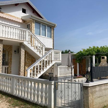 Apartmani Dorijan Vrsi Zewnętrze zdjęcie