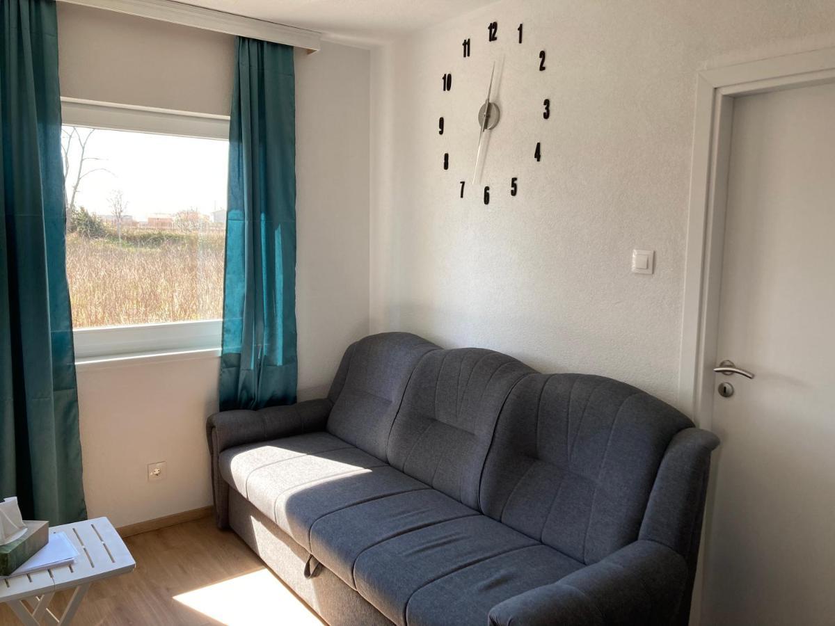 Apartmani Dorijan Vrsi Zewnętrze zdjęcie